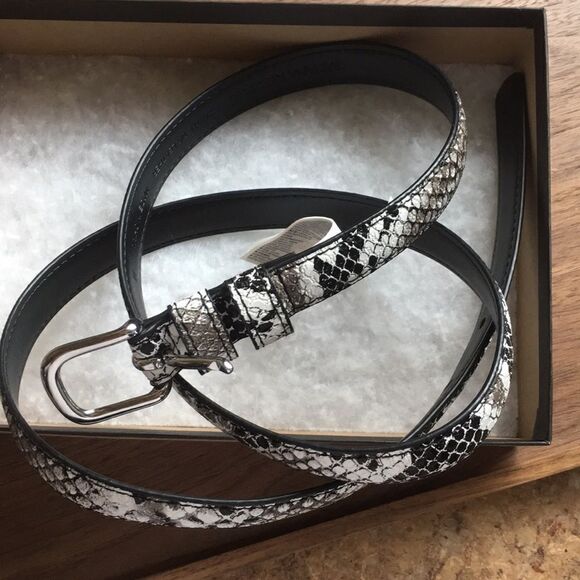 Banana Republic Women’s Trouser Belt - Picture 4 of 8